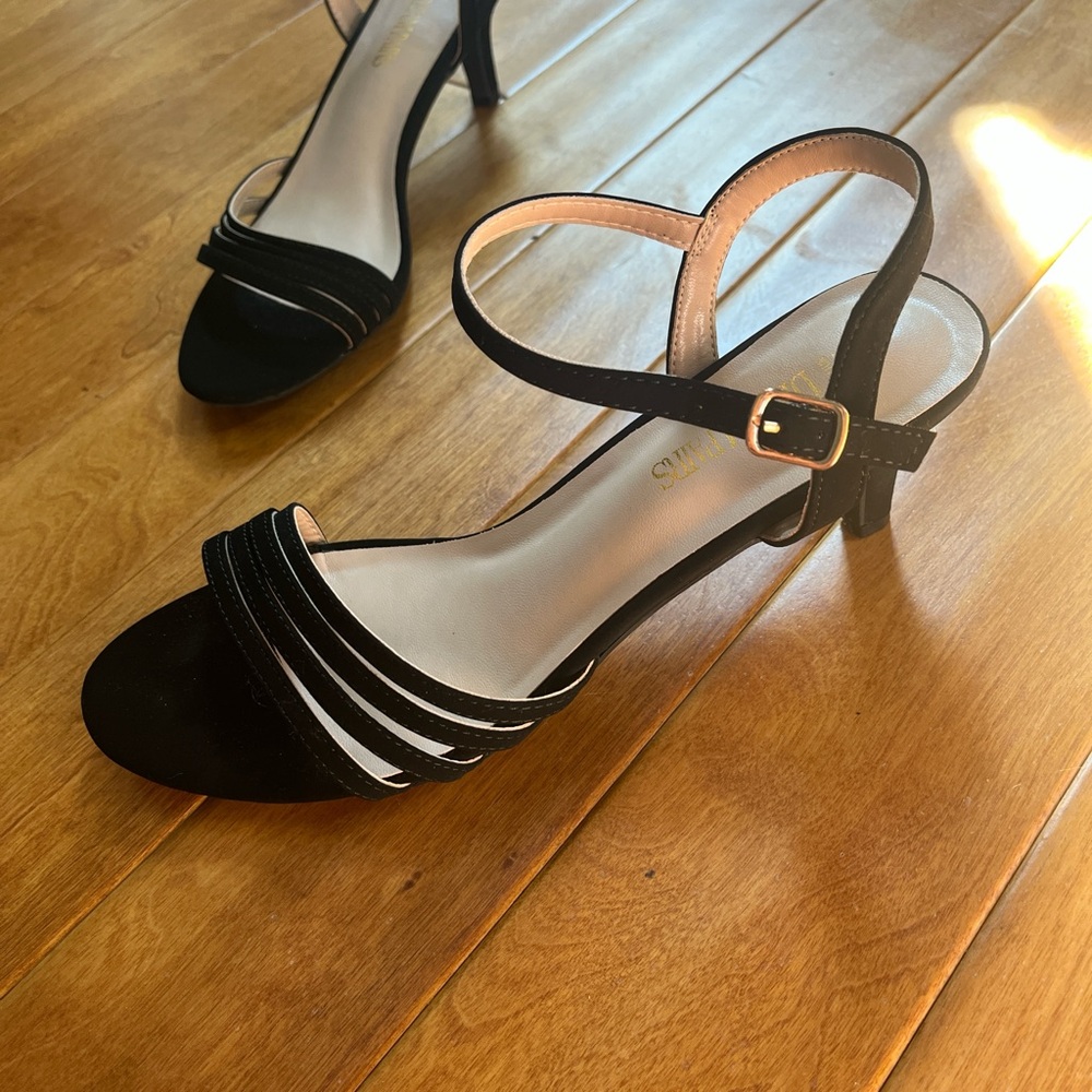 Elegant Black Strappy Heels